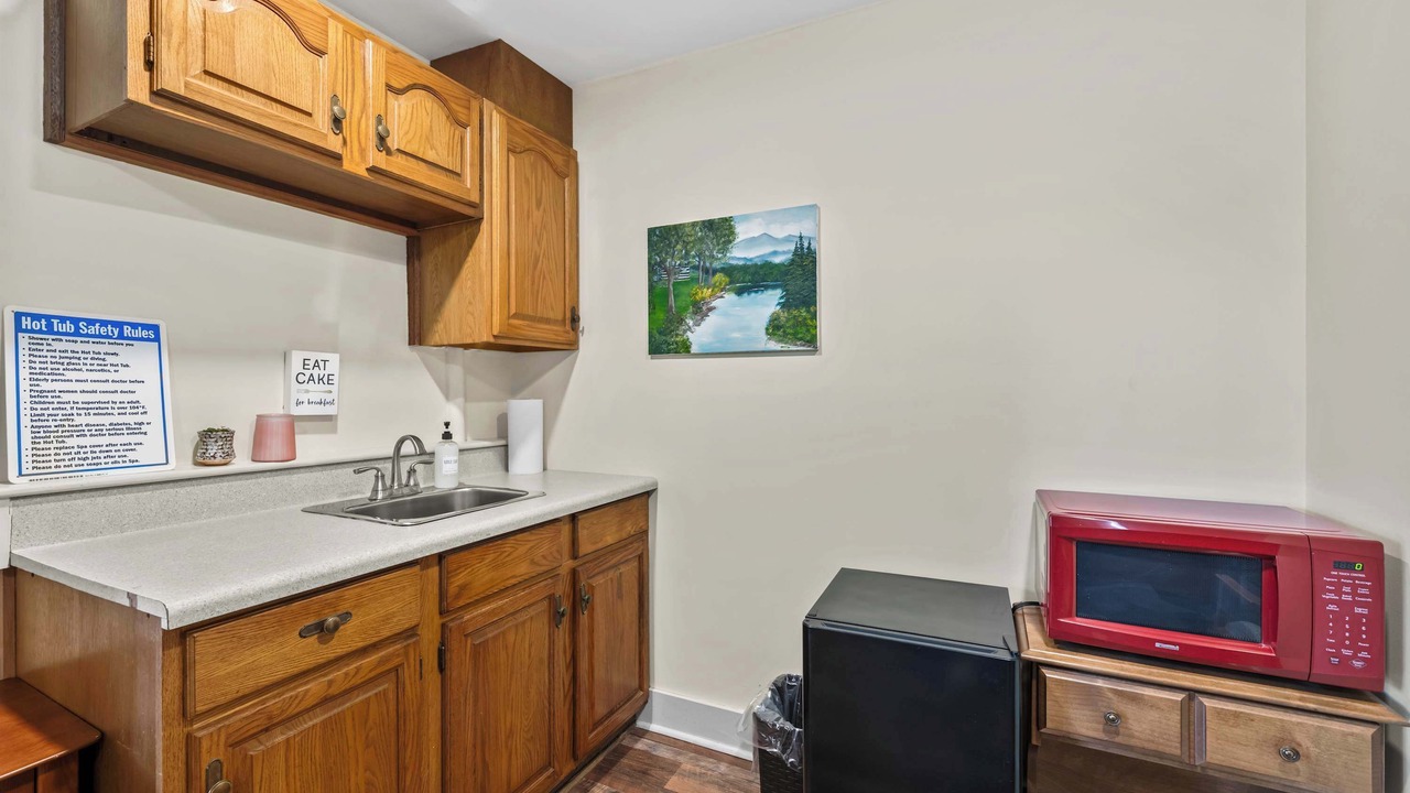 Photo of Bedroom in Royal Pines