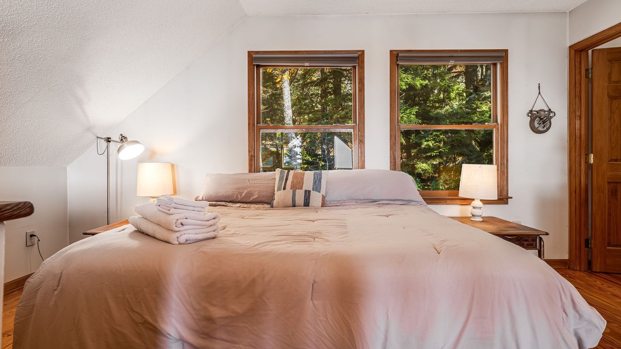 Photo of Bedroom in Sylva
