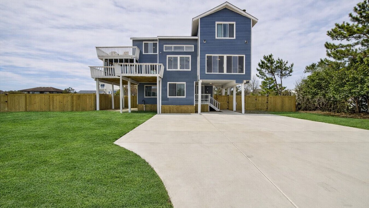 Photo of Bedroom in Sandbridge