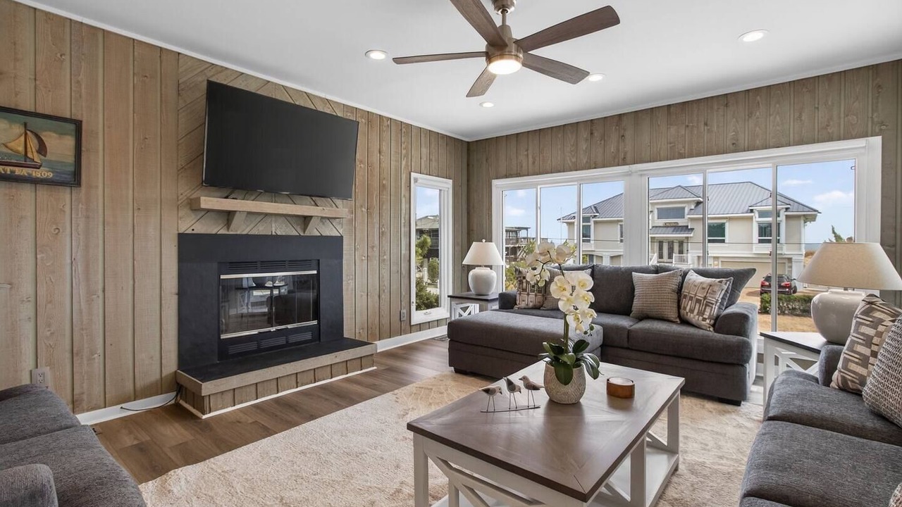 Photo of Livingroom in Sandbridge