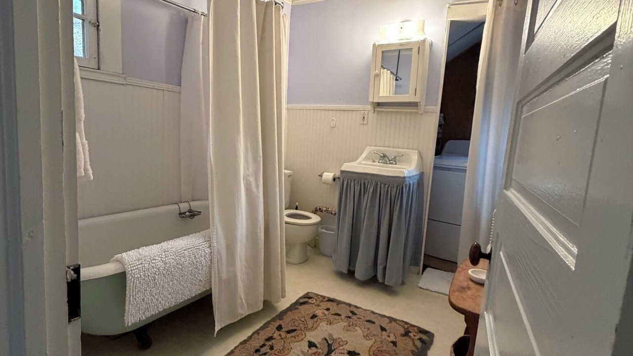 Photo of Bathroom in Montreat