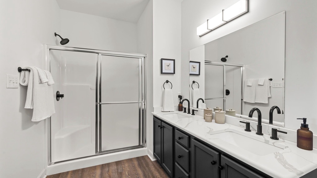 Photo of Bathroom in Huddleston