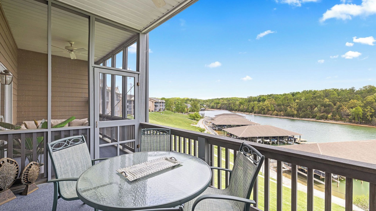 Photo of Outdoor in Huddleston