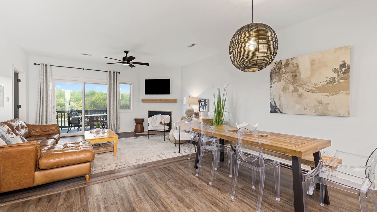 Photo of Livingroom in Huddleston