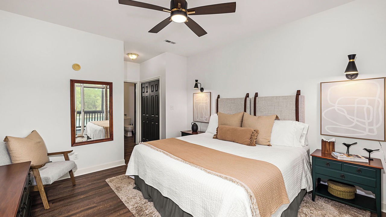 Photo of Bedroom in Huddleston
