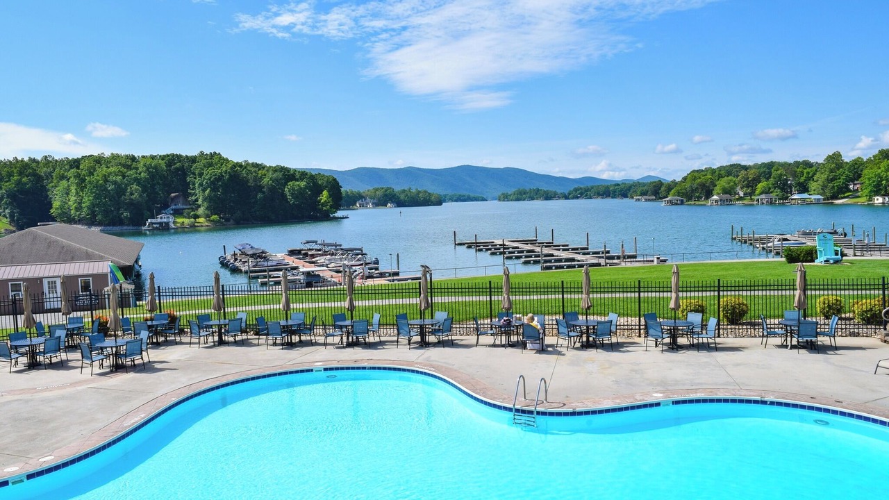 Photo of Outdoor in Huddleston