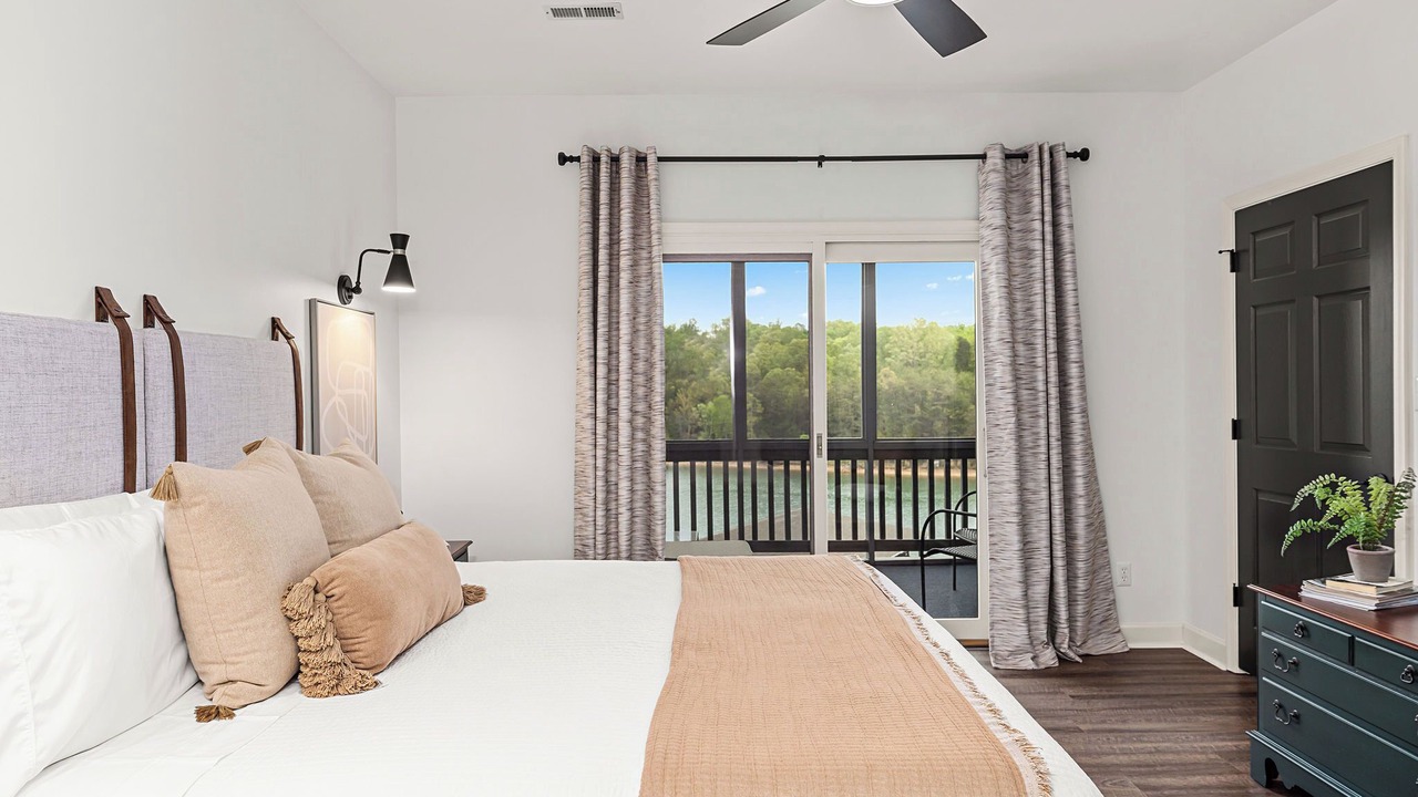 Photo of Bedroom in Huddleston