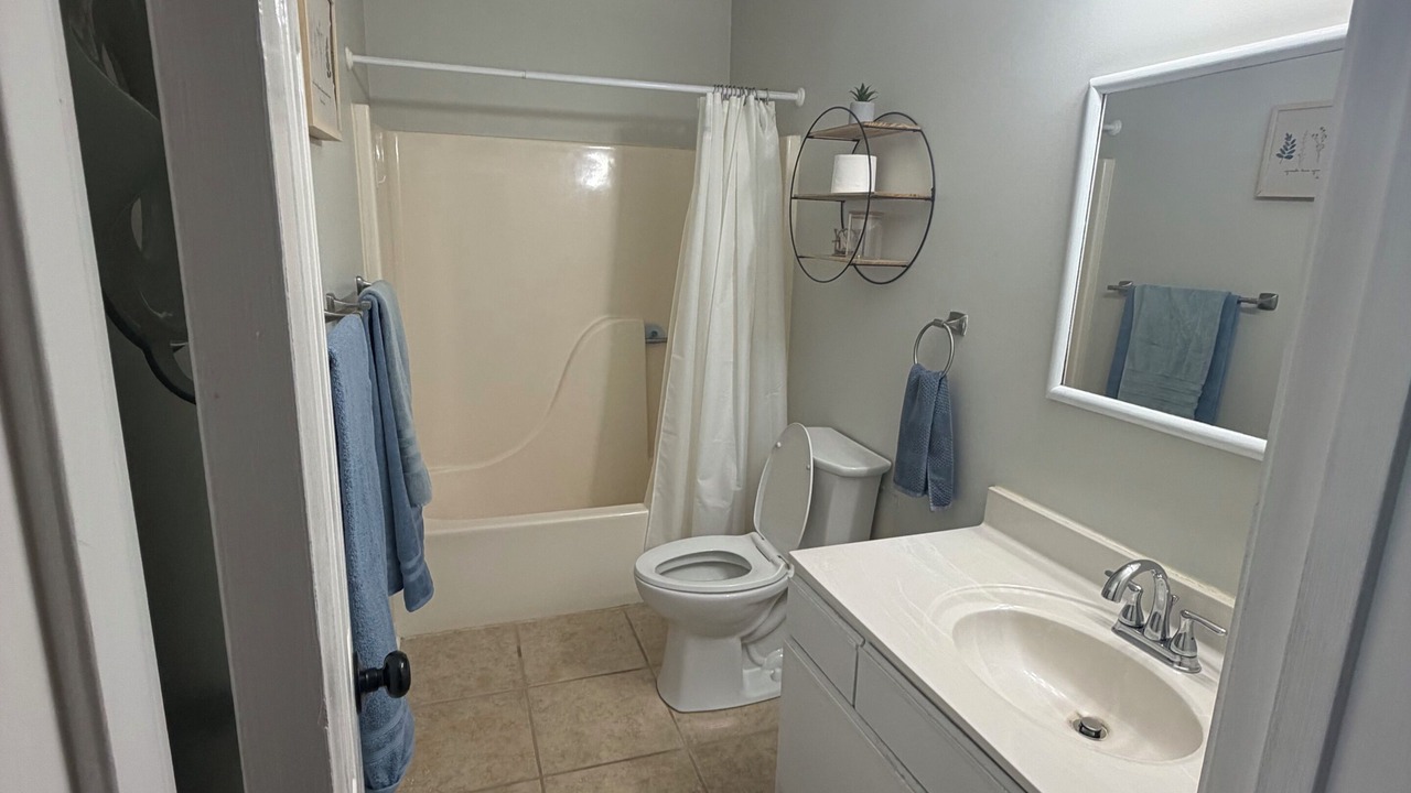 Photo of Bathroom in Mosby