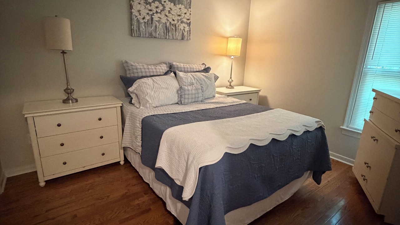 Photo of Bedroom in Mosby