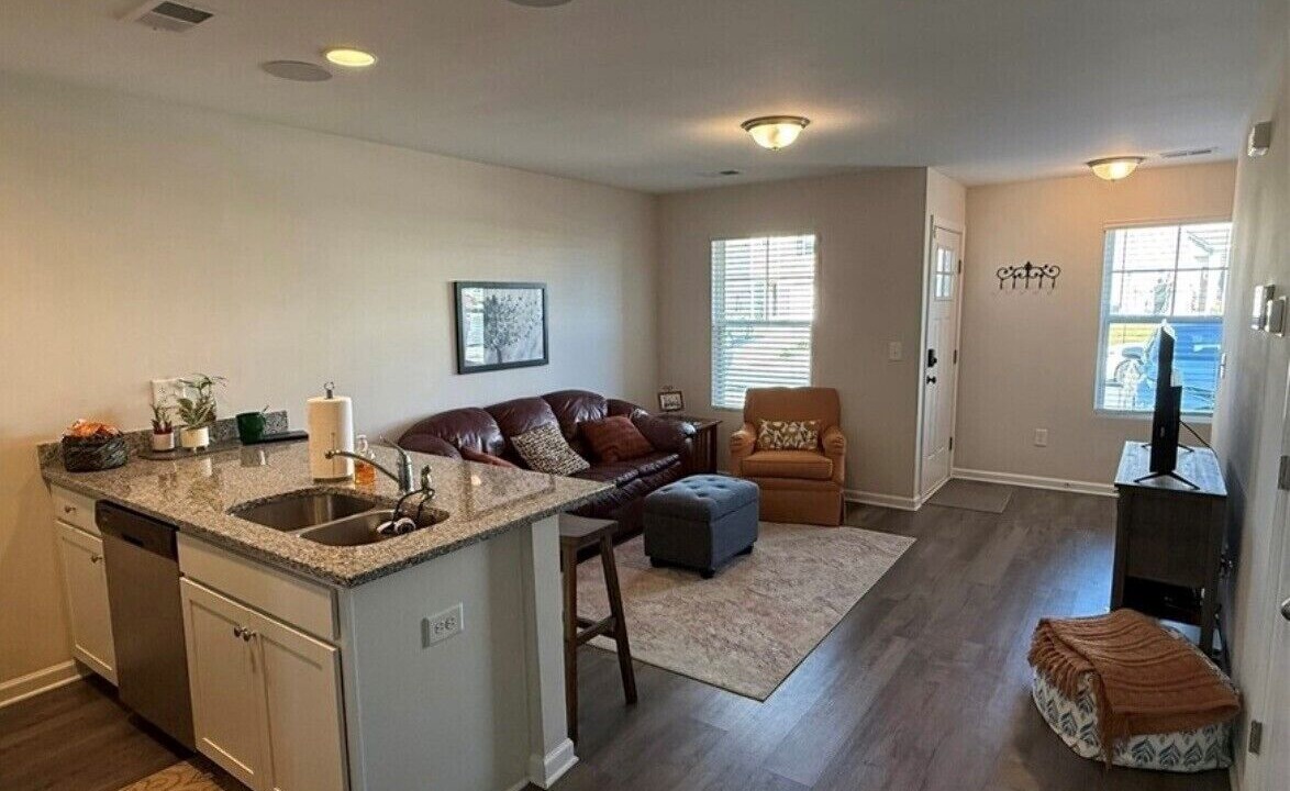 Photo of Livingroom in Pendleton