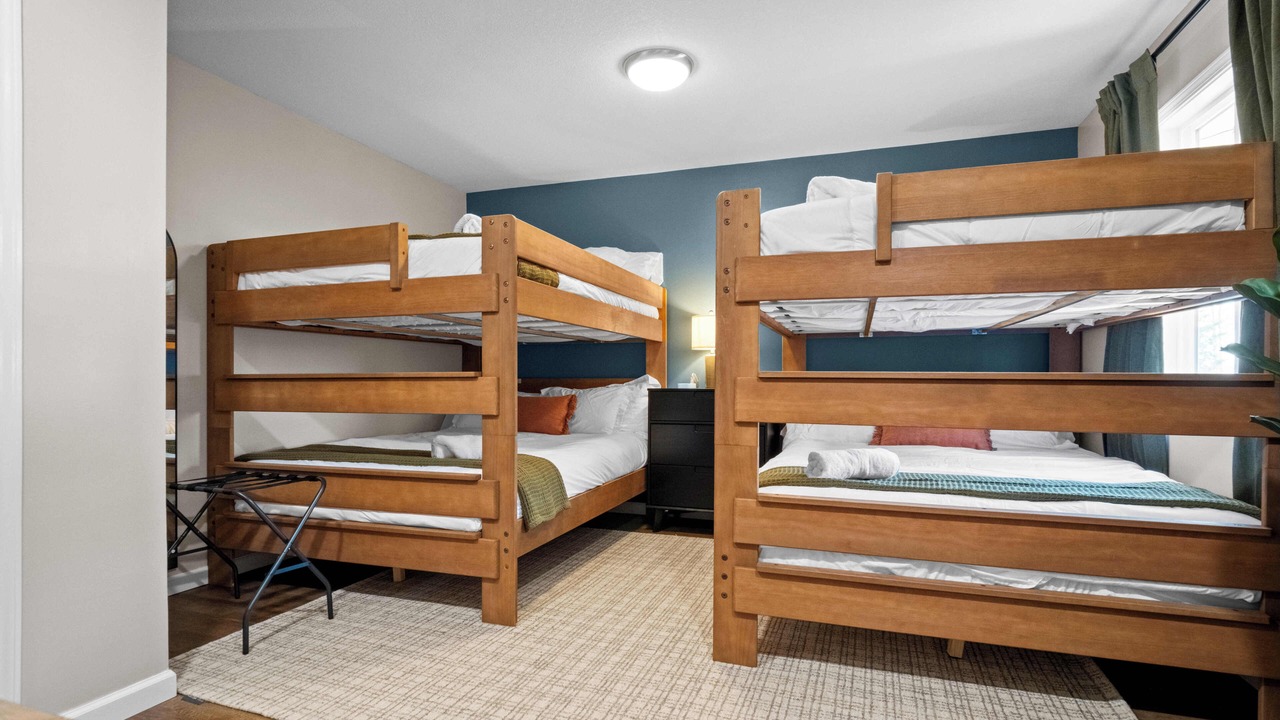 Photo of Bedroom in Redstar