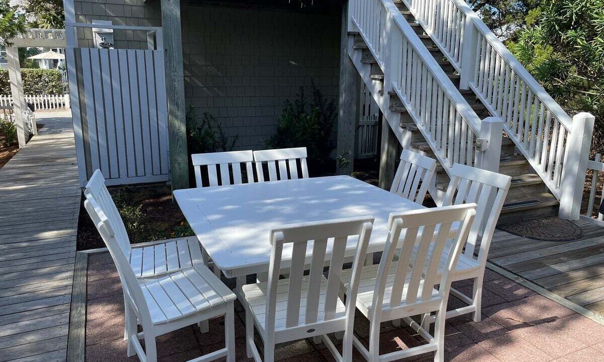 Photo of Outdoor in Flora's Bluff