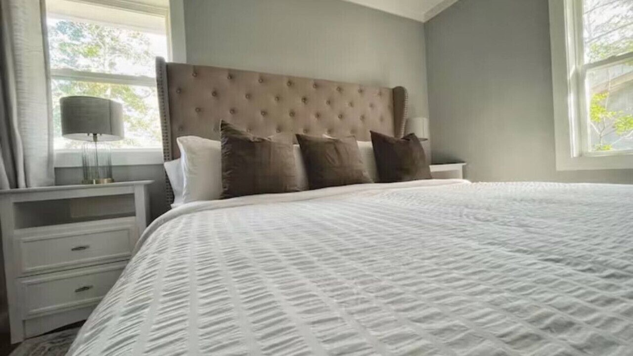 Photo of Bedroom in Long Beach