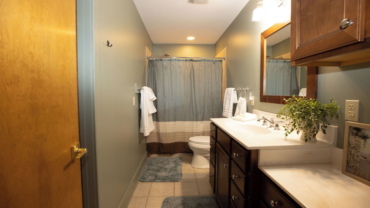 Photo of Bathroom in Shelbyville