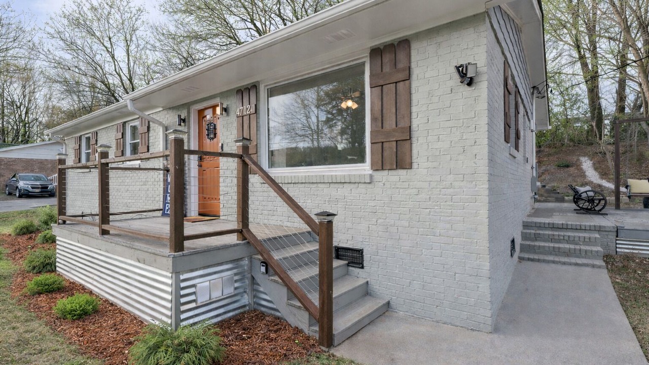 Photo of Outdoor in Travelers Rest