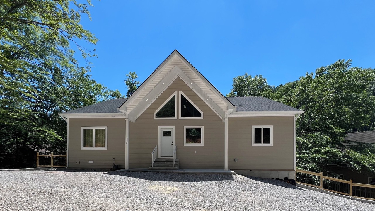 Photo of Outdoor in Lakeside Estates