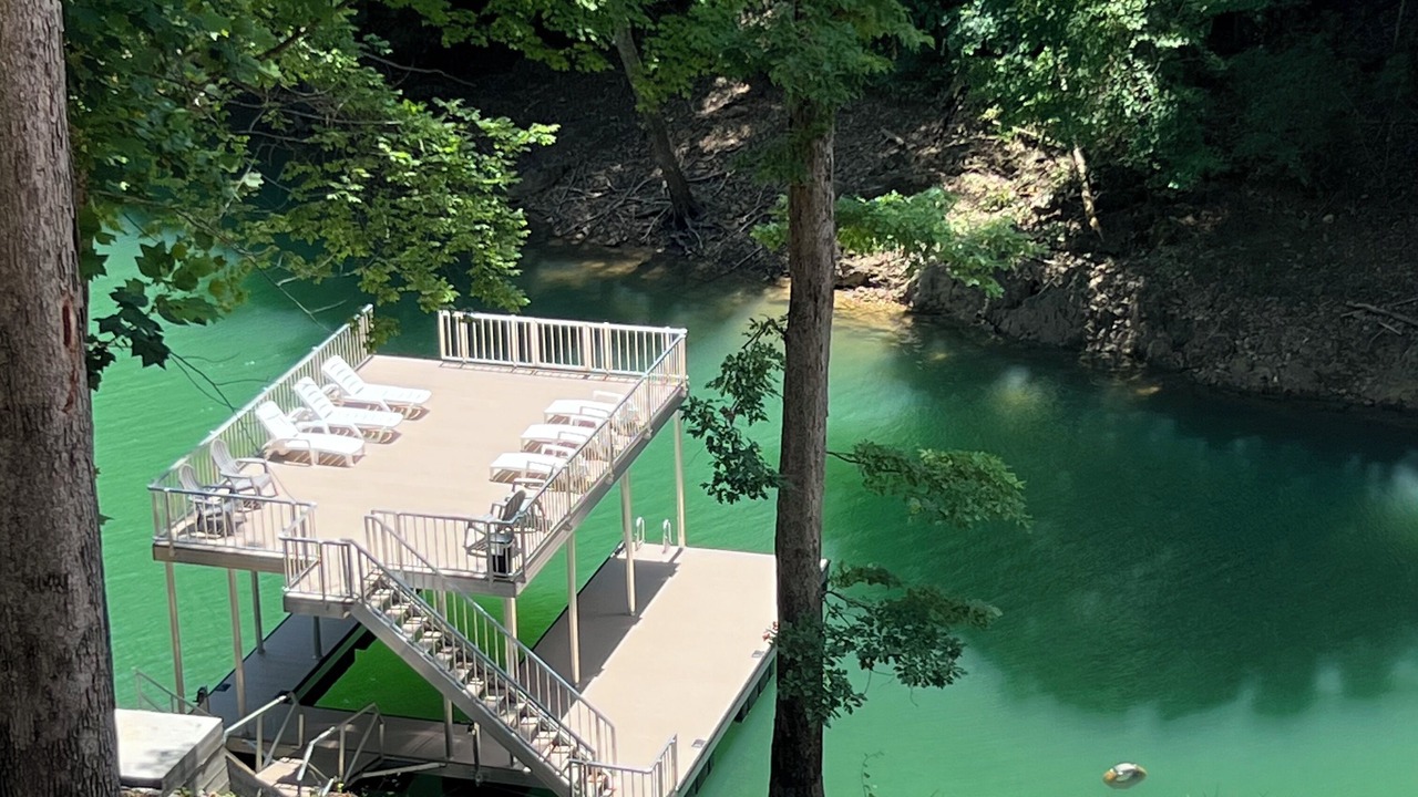 Photo of Patio Balcony in Lakeside Estates