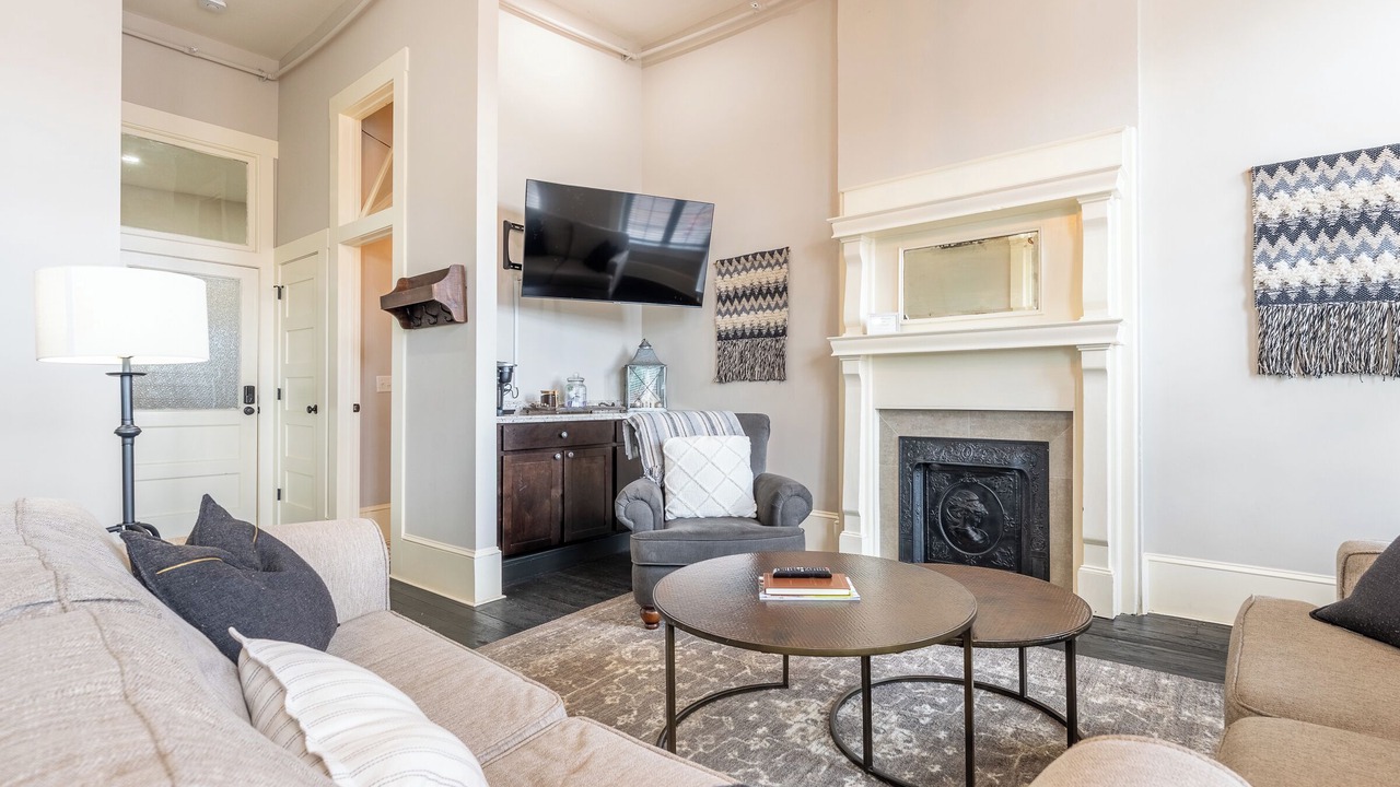 Photo of Livingroom in Livingston