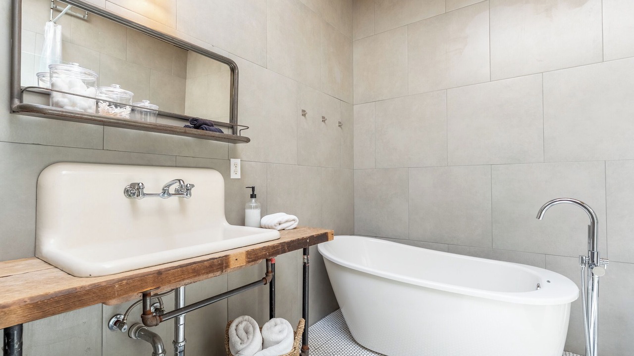 Photo of Bathroom in Livingston