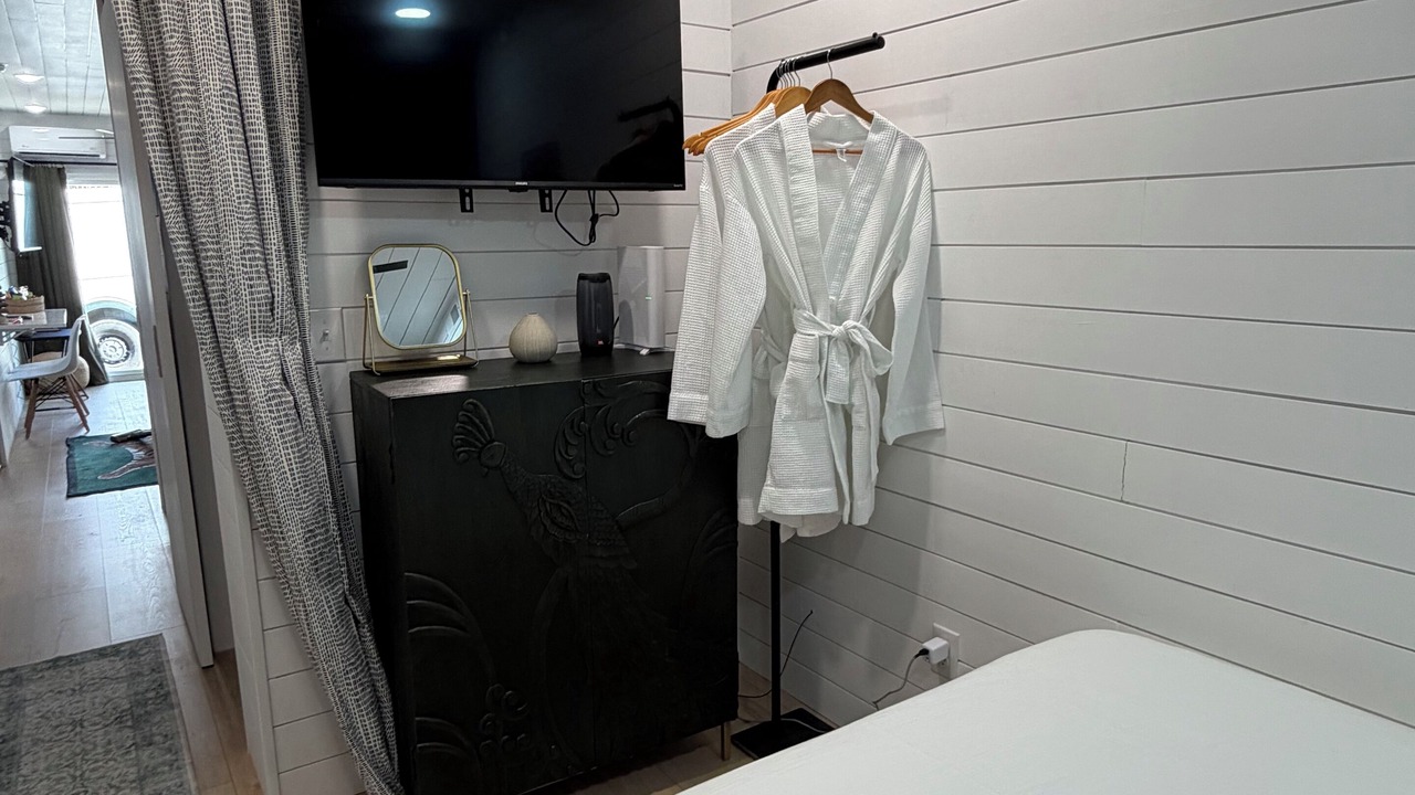Photo of Bedroom in Lupton City
