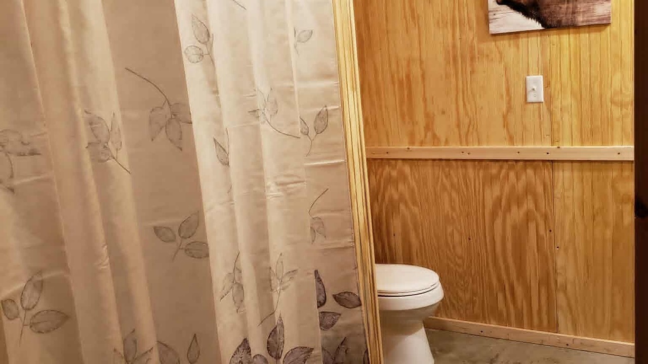 Photo of Bathroom in Newcomb