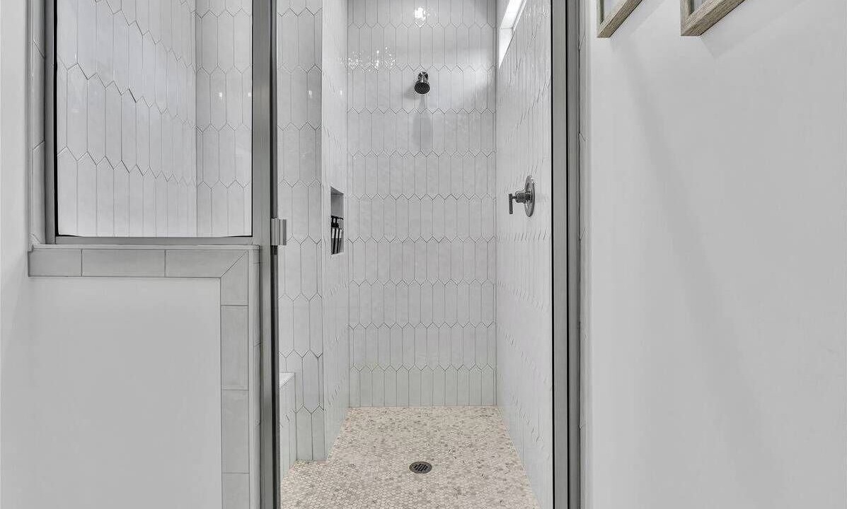 Photo of Bathroom in Wilmington Beach
