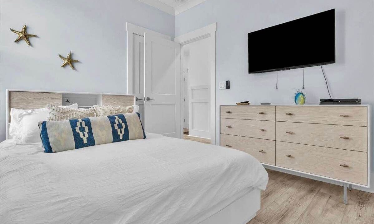 Photo of Bedroom in Wilmington Beach