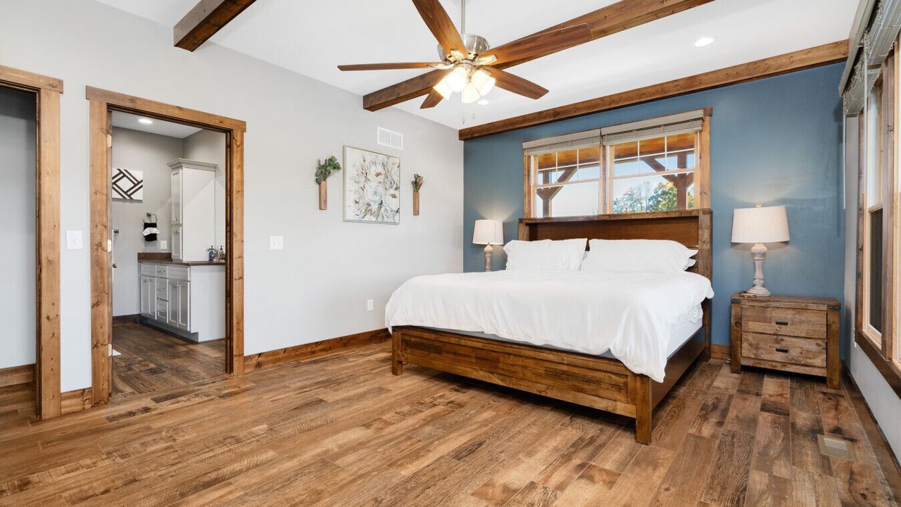 Photo of Bedroom in Campton