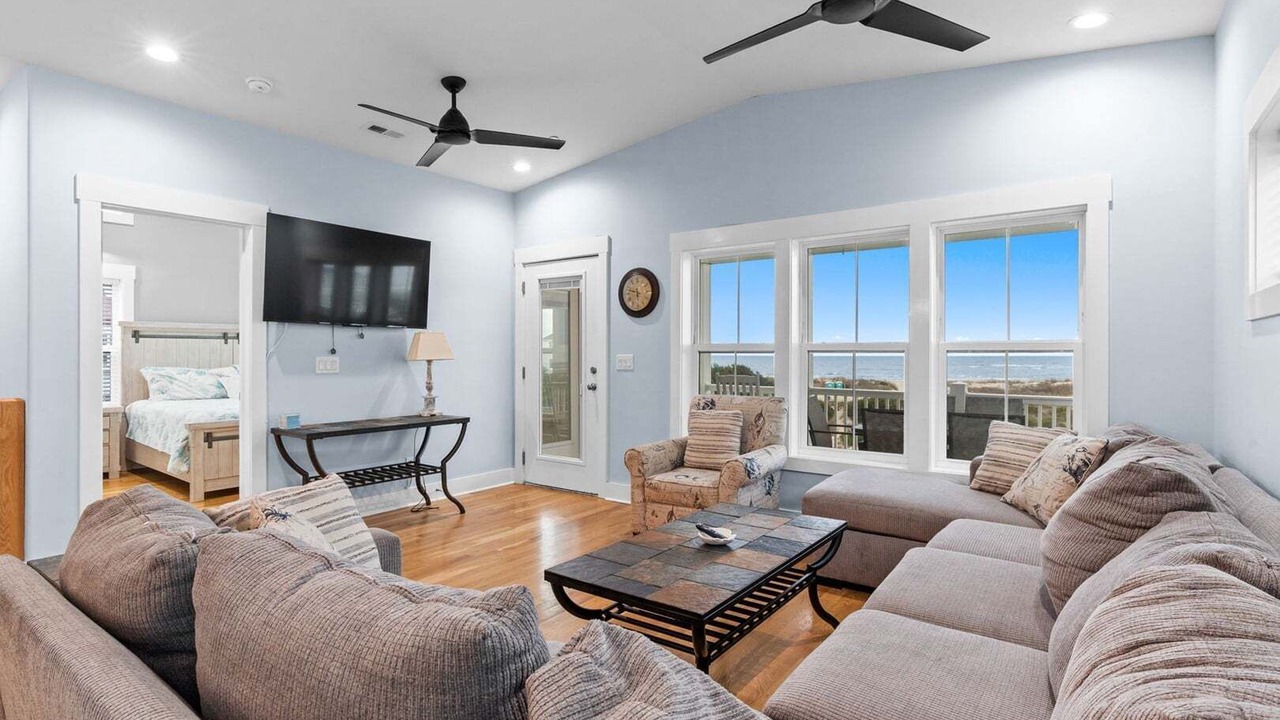 Photo of Bedroom in Oak Island