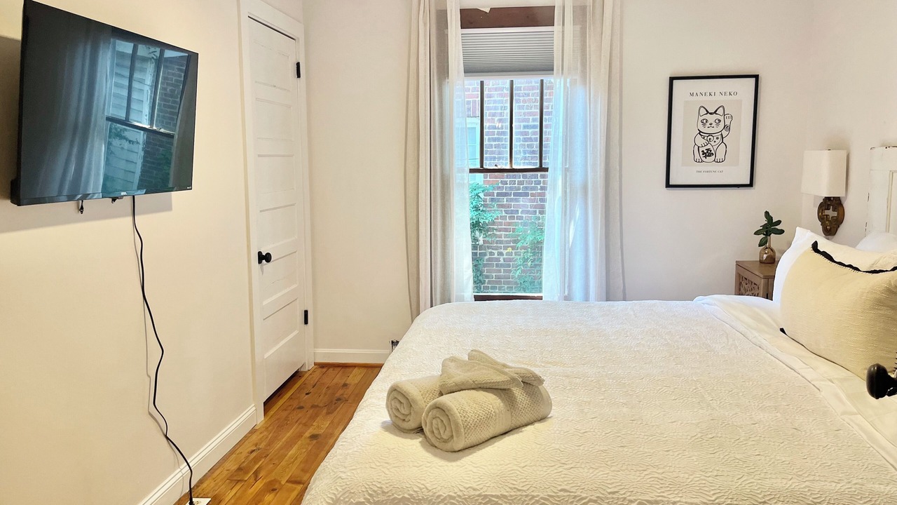 Photo of Bedroom in Five Points East