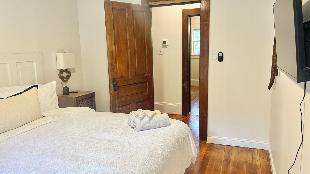 Photo of Bedroom in Five Points East