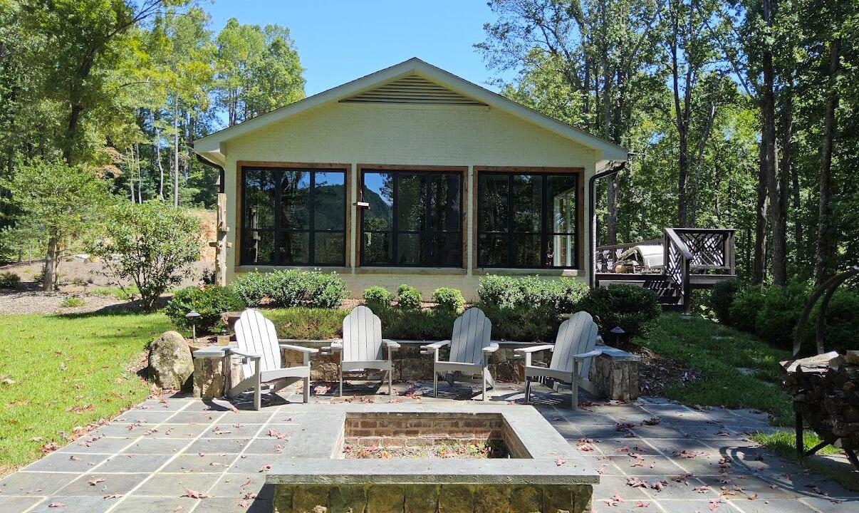 Photo of Patio Balcony in Saluda