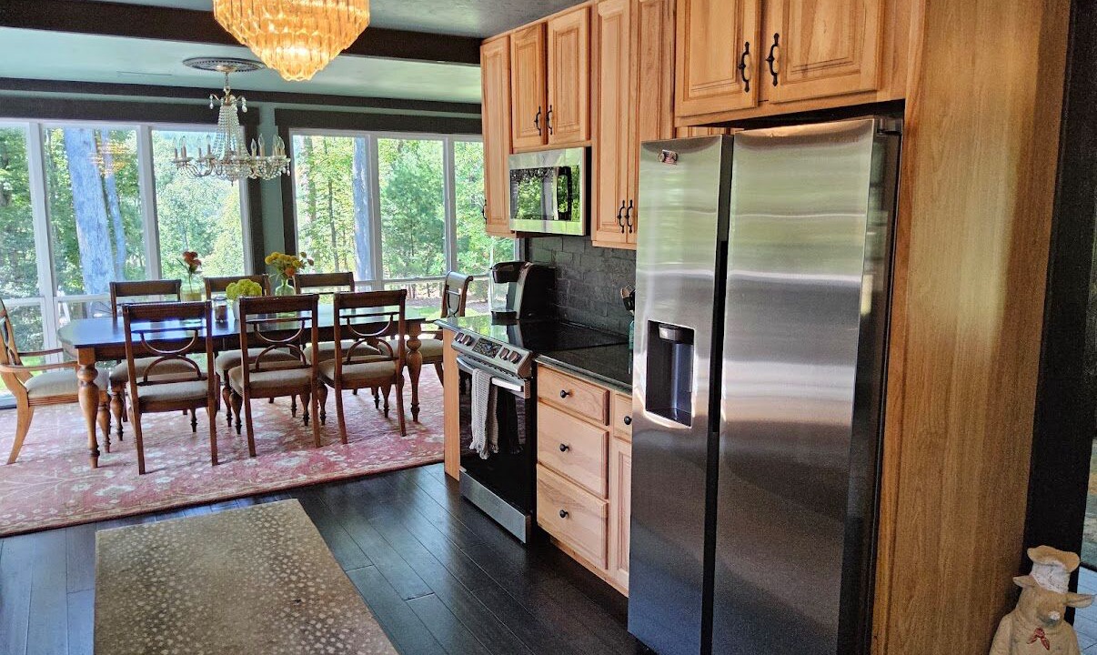 Photo of Kitchen in Saluda