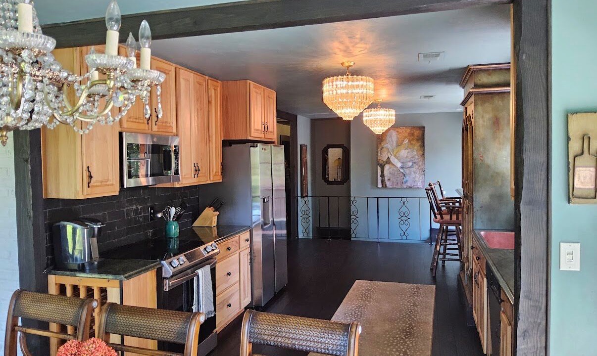 Photo of Kitchen in Saluda