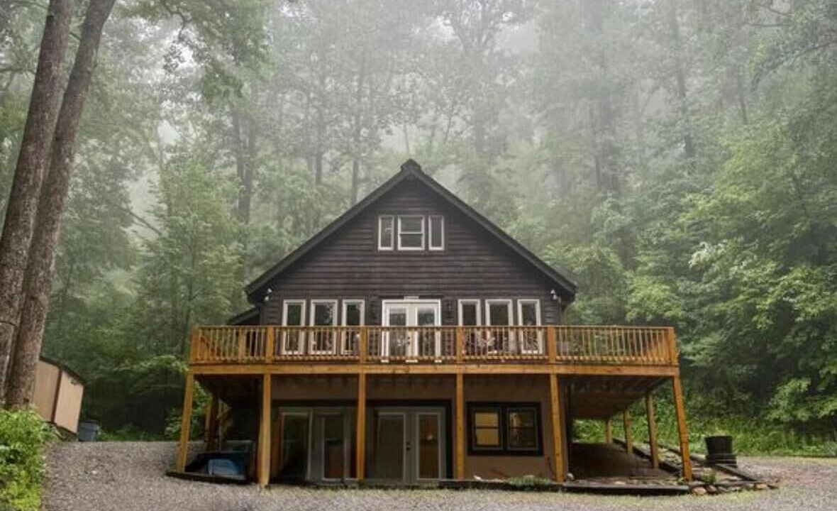Photo of Outdoor in Saluda