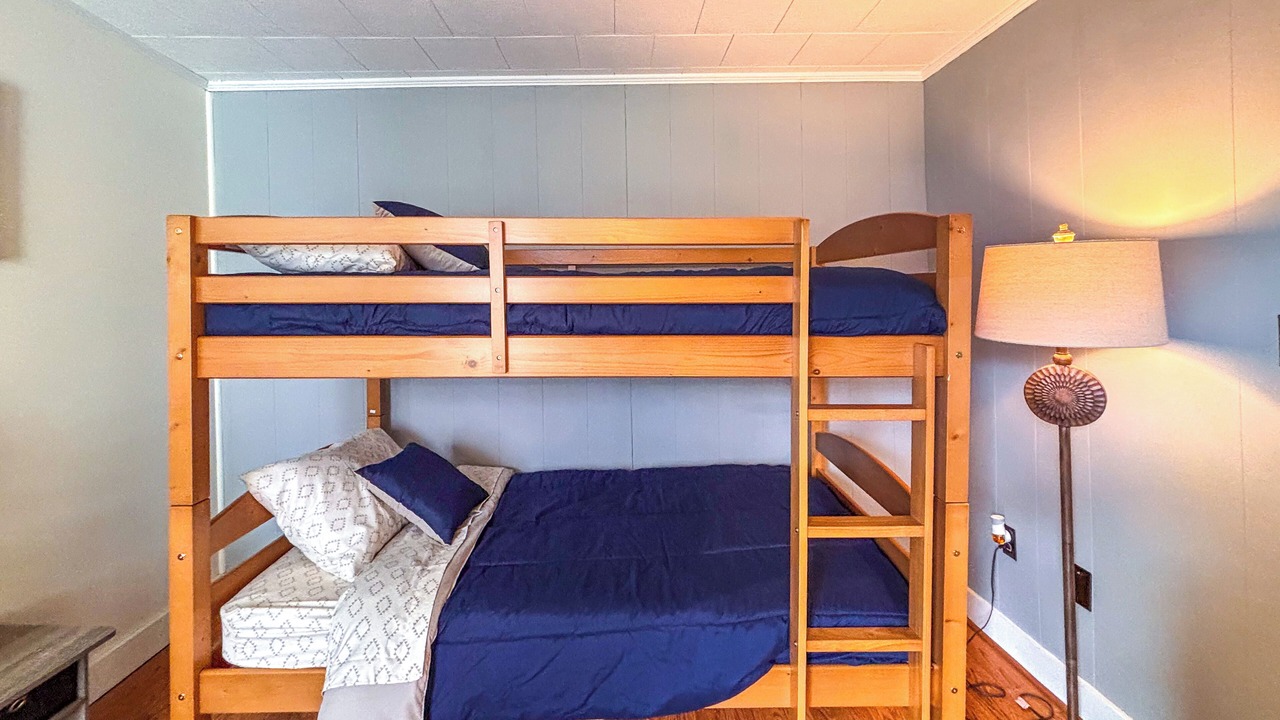 Photo of Bedroom in Toast