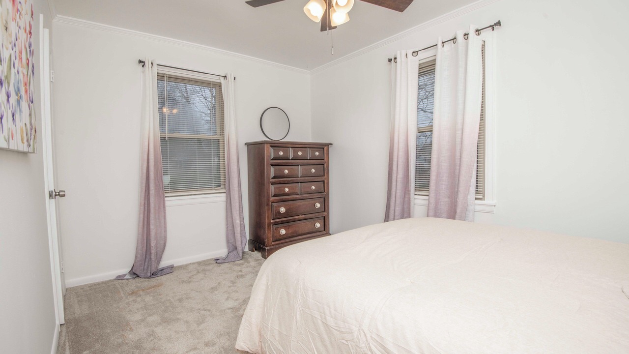 Photo of Bedroom in Knoxville