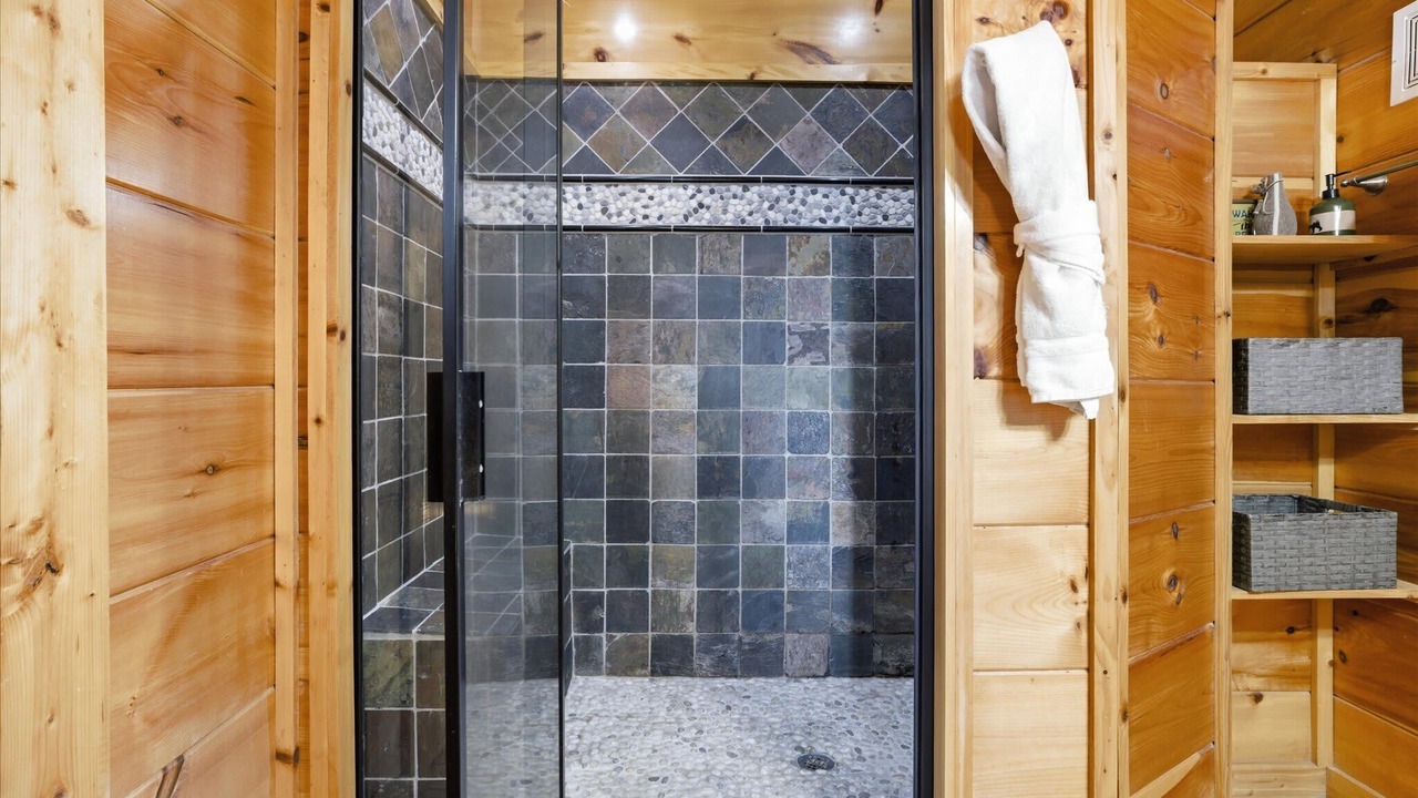 Photo of Bathroom in Sevierville