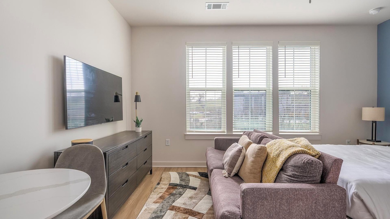Photo of Livingroom in Downtown Knoxville