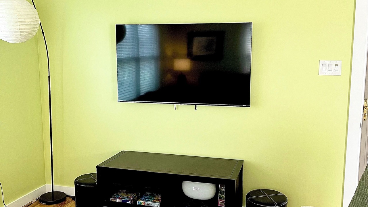 Photo of Livingroom in Lookout Valley Neighborhood Association
