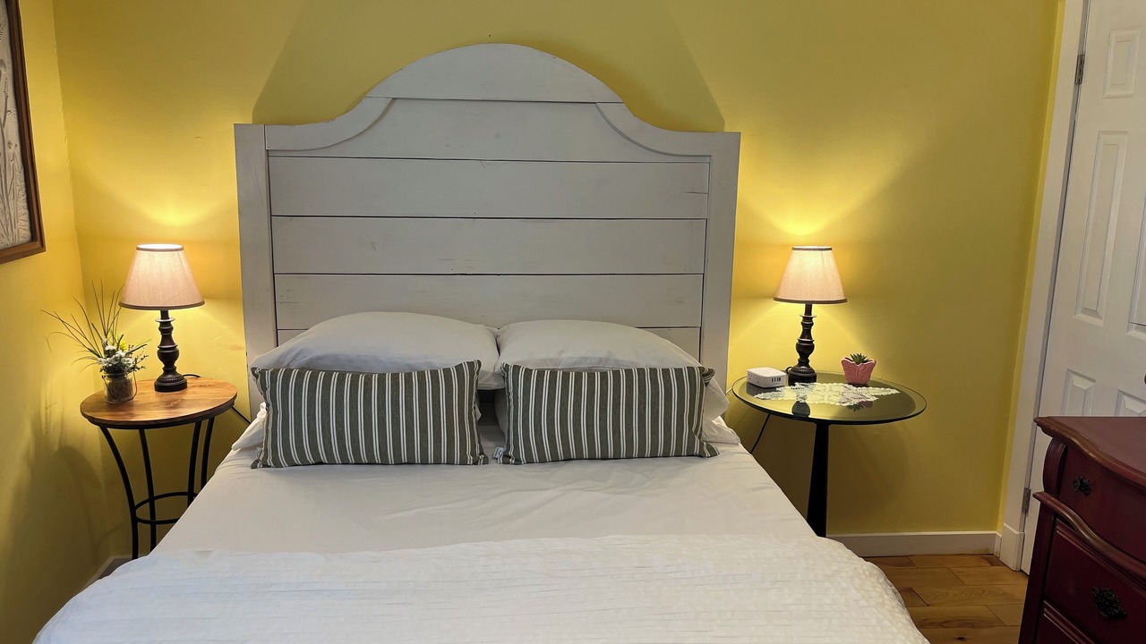 Photo of Bedroom in Lookout Valley Neighborhood Association