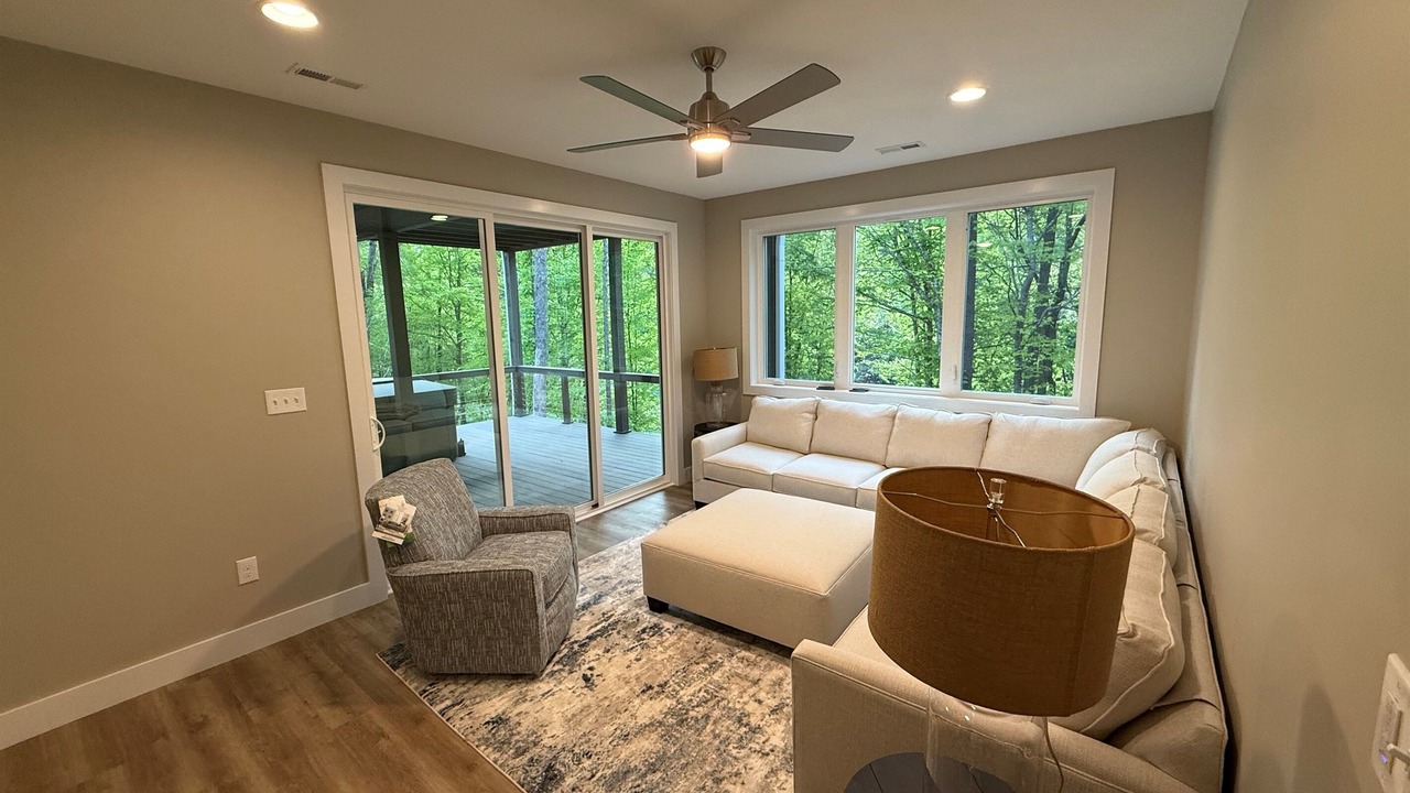 Photo of Bedroom in Big Creek