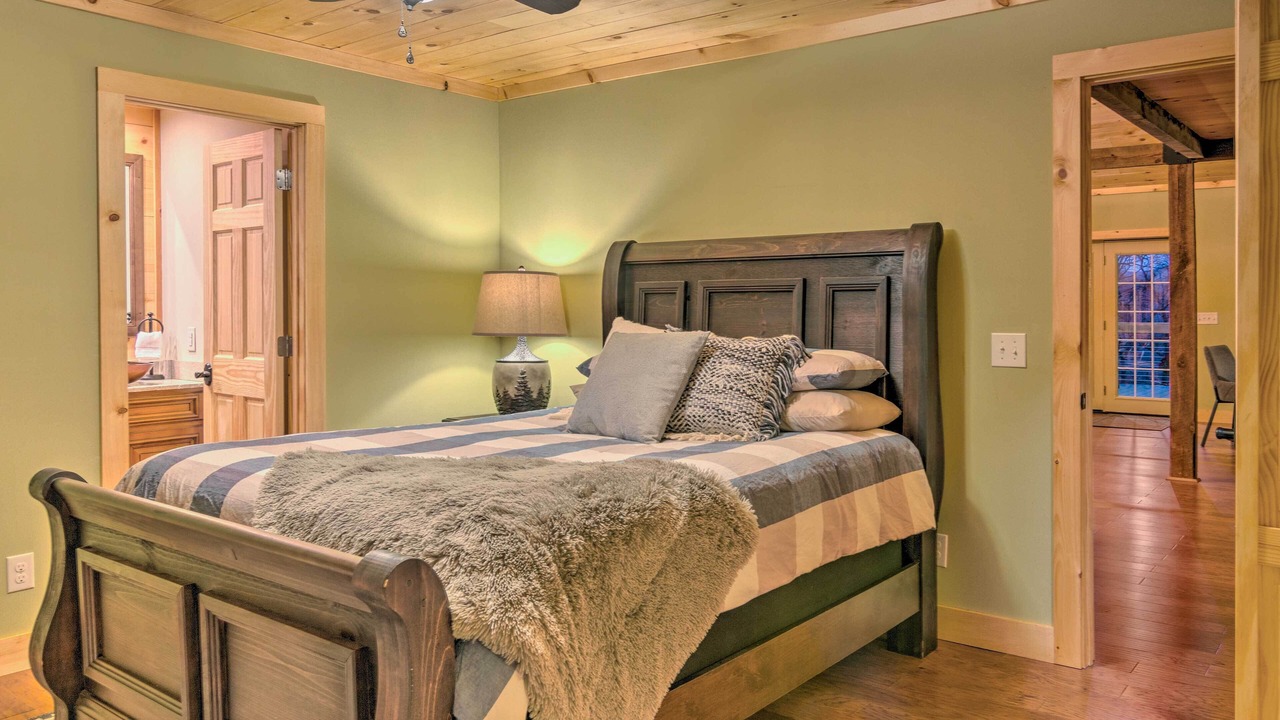 Photo of Bedroom in Skyland