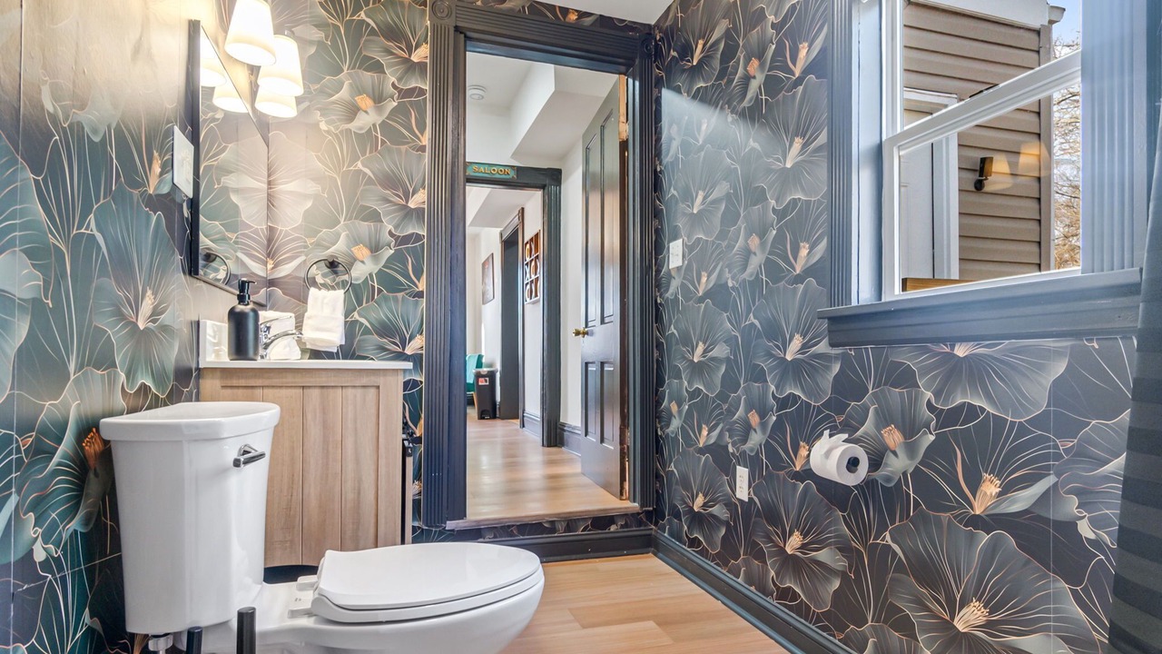Photo of Bathroom in Mosby