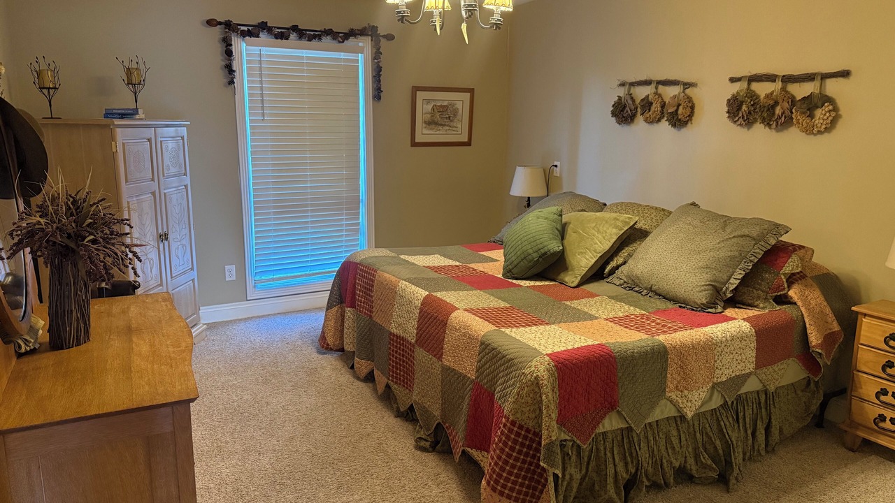 Photo of Bedroom in Bronston