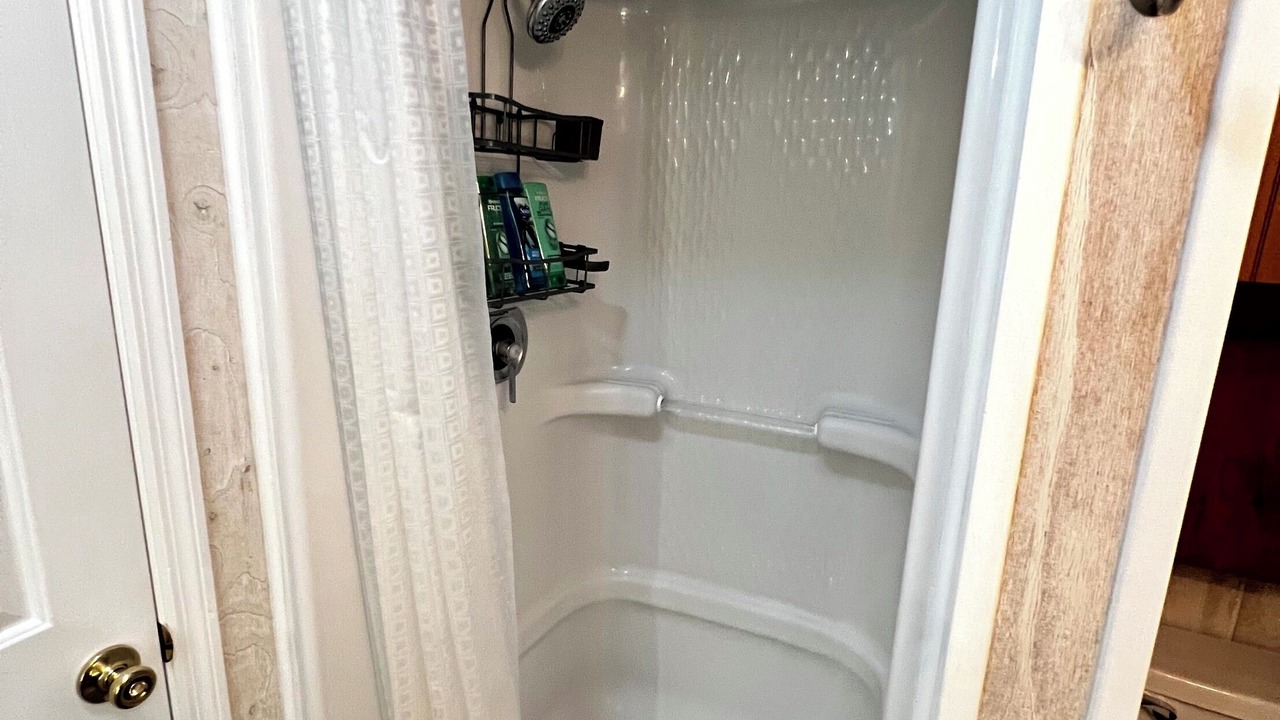 Photo of Bathroom in Harkers Island