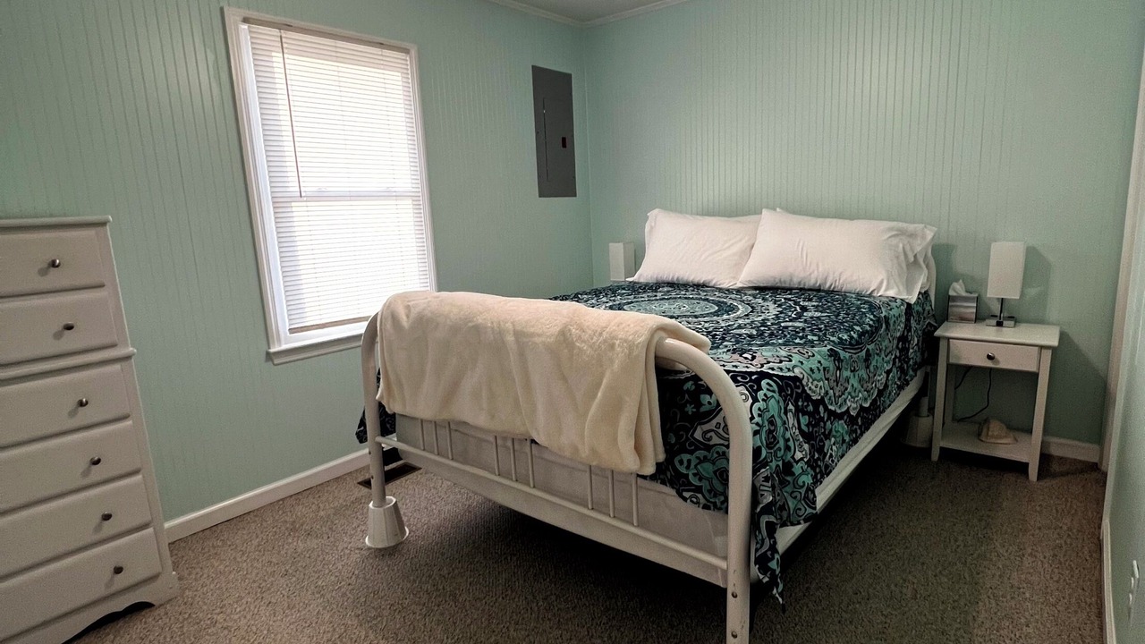 Photo of Bedroom in Harkers Island