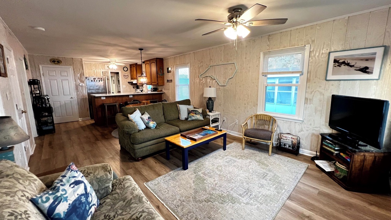 Photo of Livingroom in Harkers Island