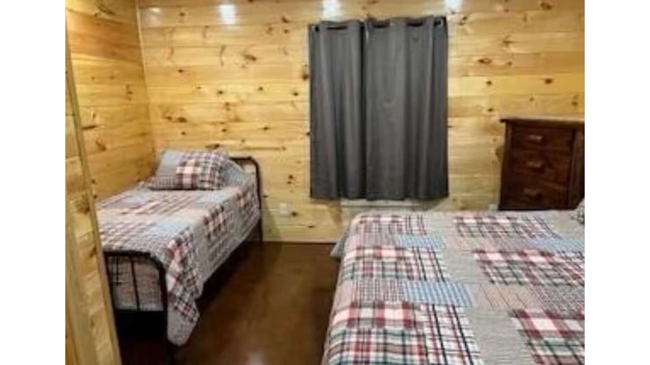 Photo of Bedroom in Oneida