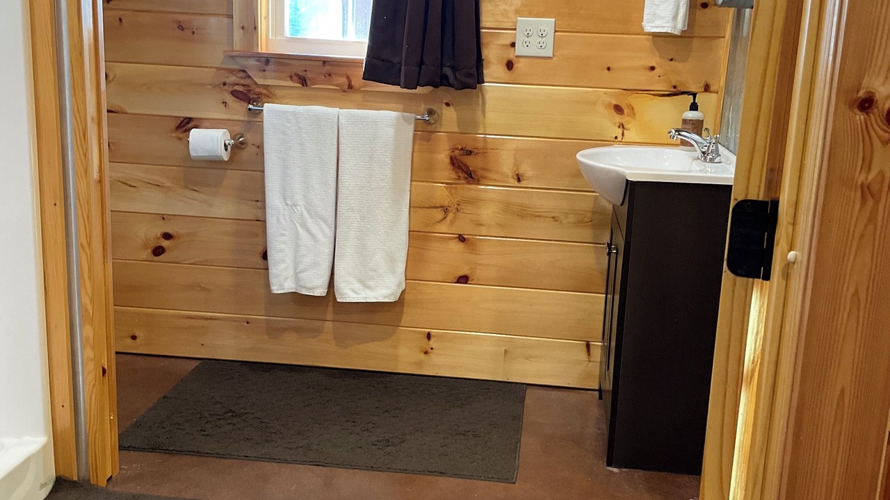 Photo of Bathroom in Oneida